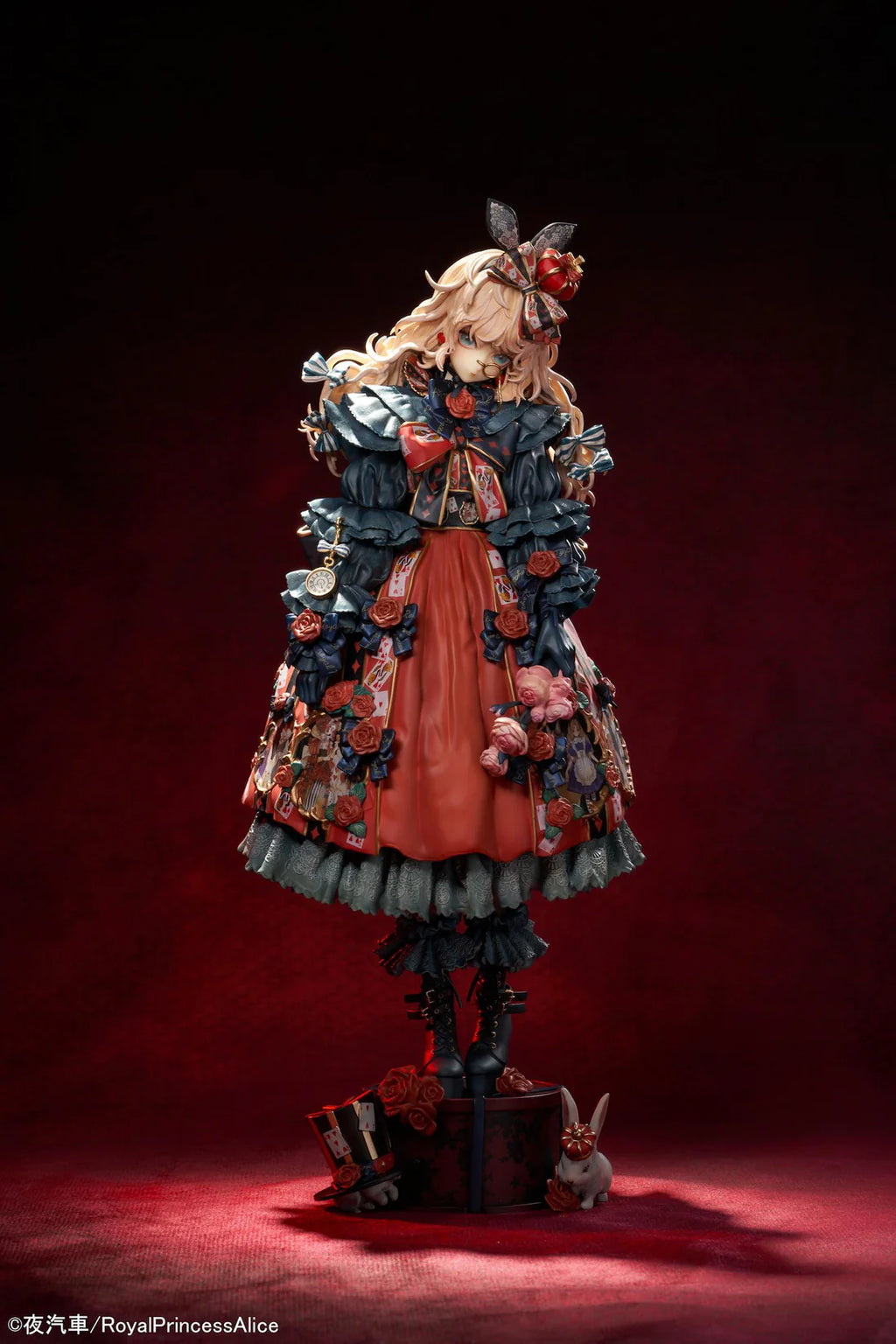 Red Queen and Princess Alice 1/6 Scale Figure