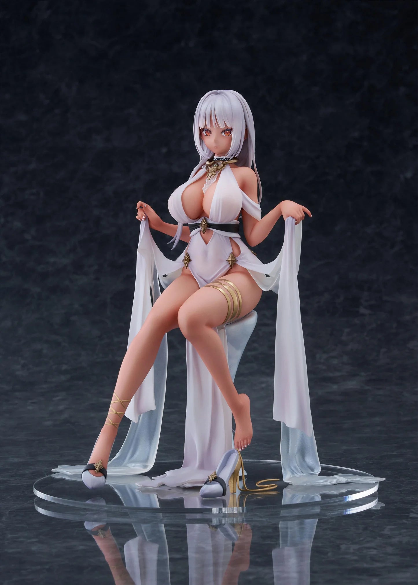 AmiAmi Limited Edition Ami Azur Lane Massachusetts: Dressed to Impress Ver. 1/7 Scale Figure