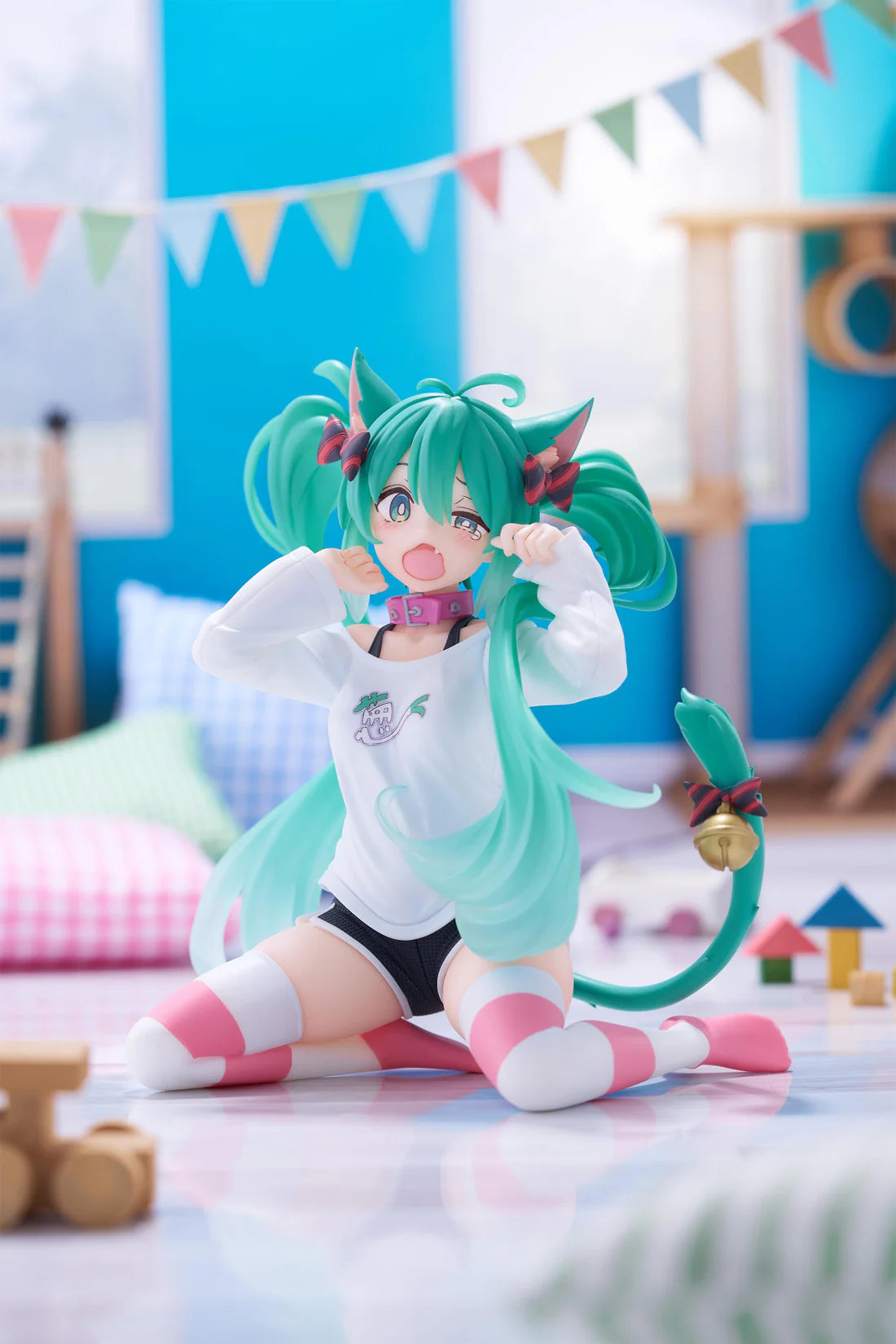 Hatsune Miku: Cat Ear T-Shirt Ver. Desktop Cute Figure