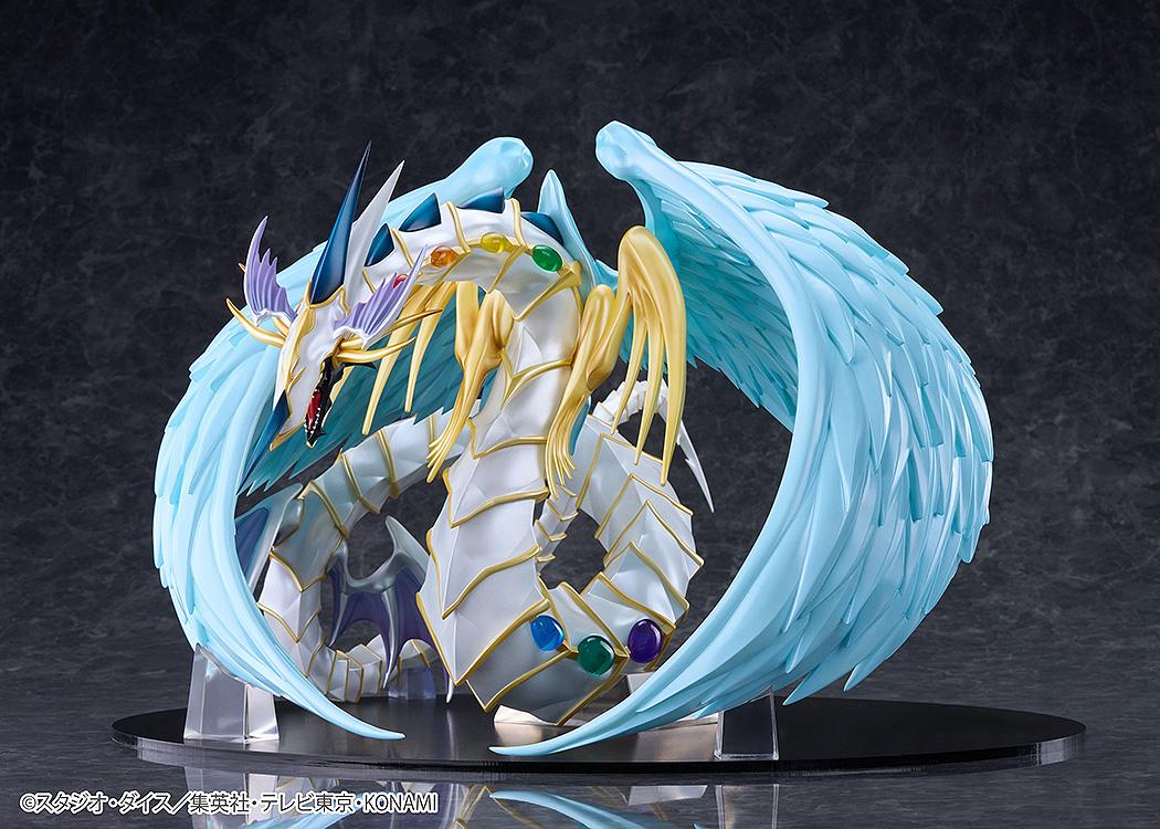 Yu-Gi-Oh! Duel Monsters GX Ultimate Crystal Beast Rainbow Dragon Non-Scale Figure