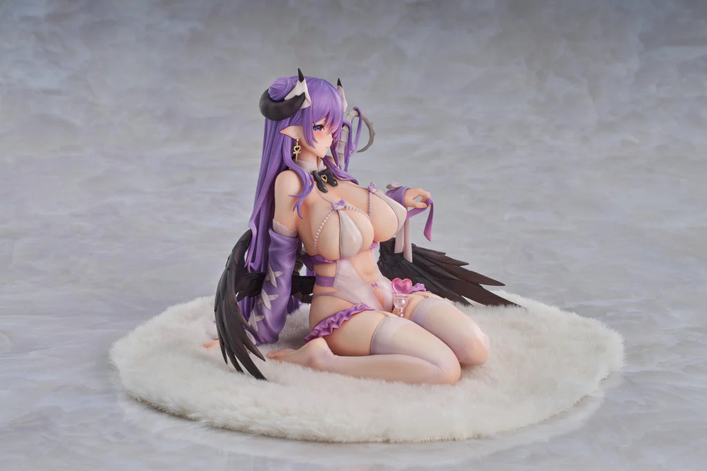 Daefny Illustration Amethyst Non Scale Figure