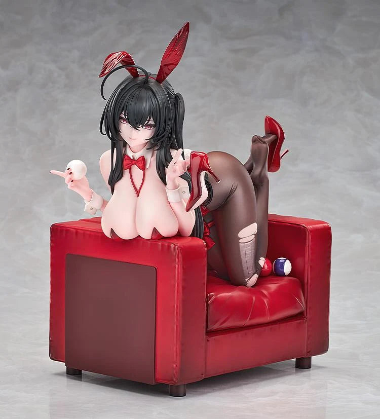 Azur Lane Taihou: Fun on the Baize Illustration Ver. 1/7 Scale Figure