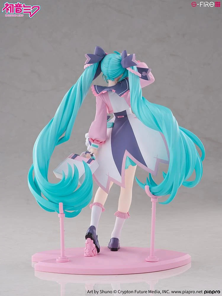 Hatsune Miku: New School Term Ver. Non-Scale Figure