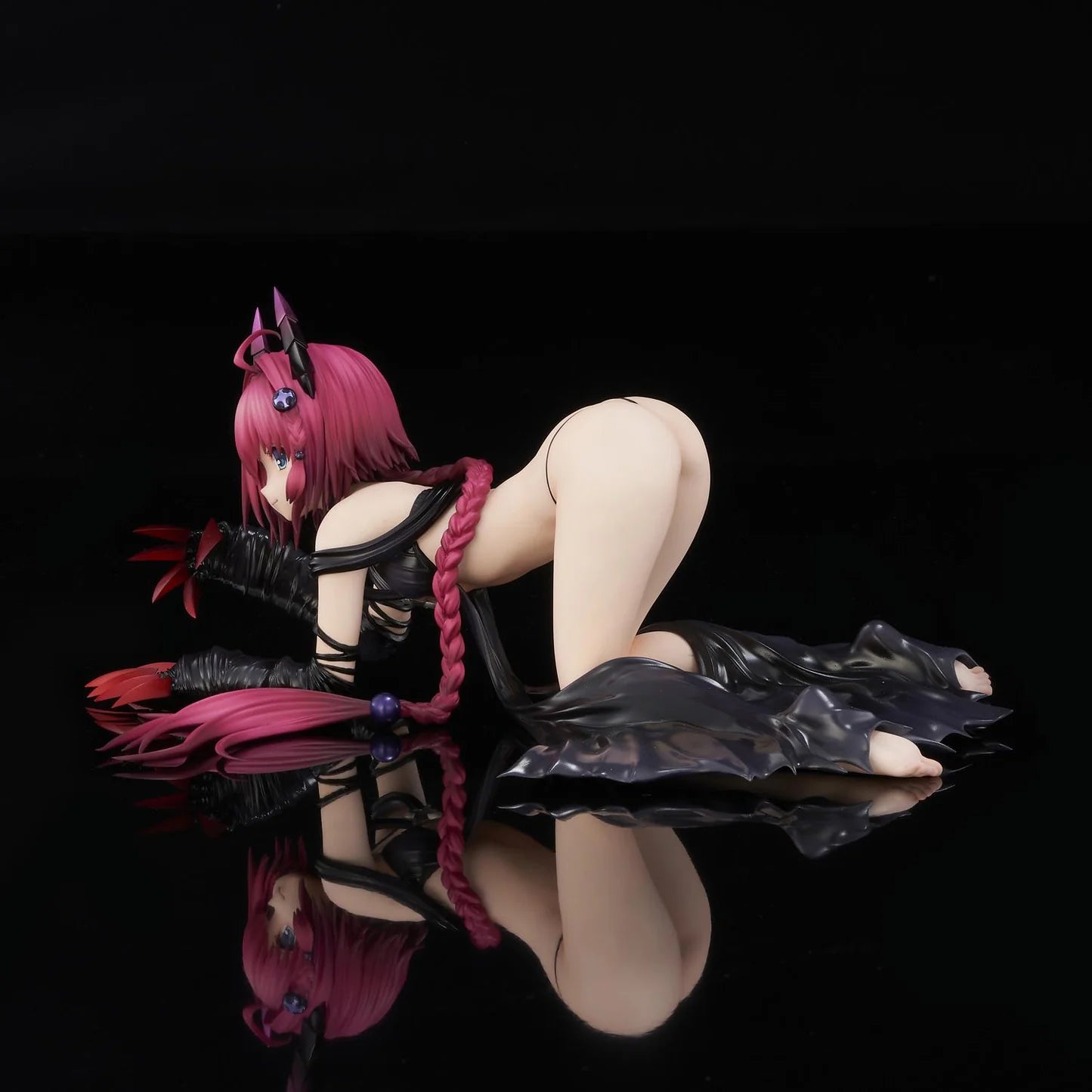 To Love-Ru Darkness Mea Kurosaki: Darkness Ver. Renewal Package Edition 1/6 Scale Figure