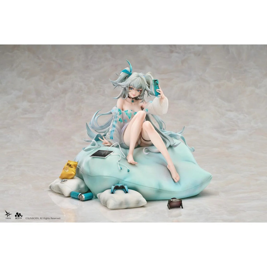 Girls' Frontline 2: Exilium Florence Marvellous Herb Cake Ver. 1/7 Scale Figure