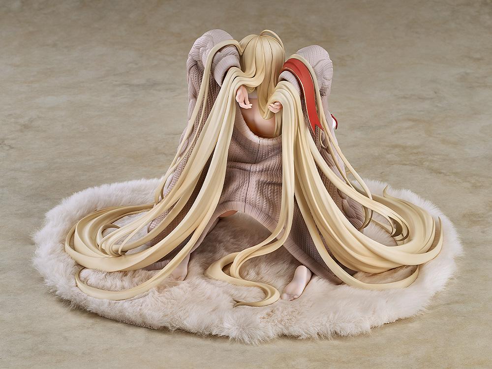 Azur Lane Bismarck: Unpacked Surprise Ver. 1/7 Scale Figure
