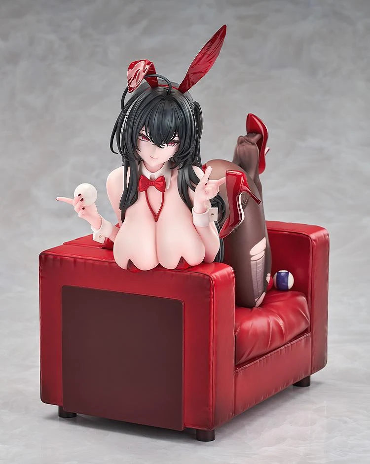 Azur Lane Taihou: Fun on the Baize Illustration Ver. 1/7 Scale Figure