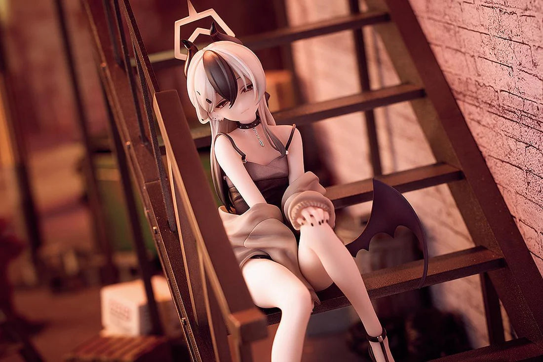 Blue Archive Kayoko (Dress) Memorial Lobby Ver. 1/7 Scale Figure