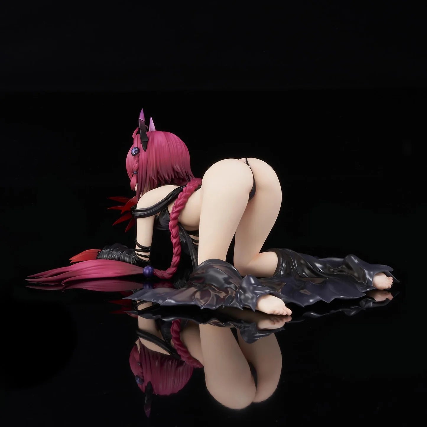 To Love-Ru Darkness Mea Kurosaki: Darkness Ver. Renewal Package Edition 1/6 Scale Figure