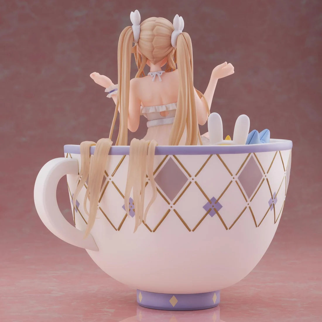 Azur Lane Anchorage: Private Quarters Ver. 1/7 Scale Figure