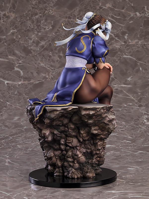 Street Fighter Chun-Li 1/6 Scale Figure (Re-run)