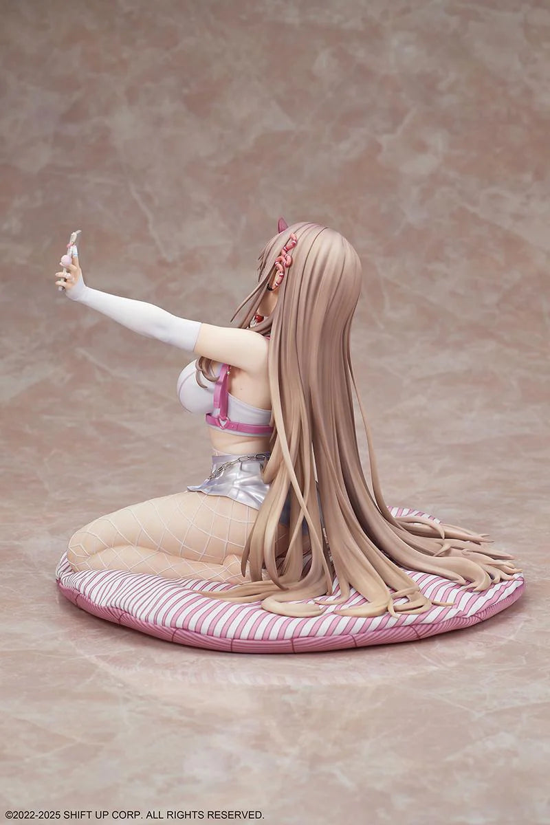 Goddess of Victory: Nikke Viper 1/4 Scale Figure