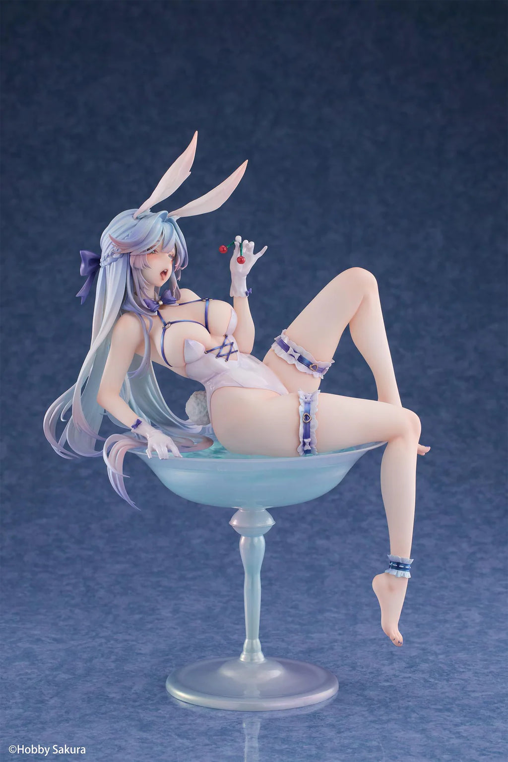 Cocktail Glass Bunny Regular Edition 1/6 Scale Figure