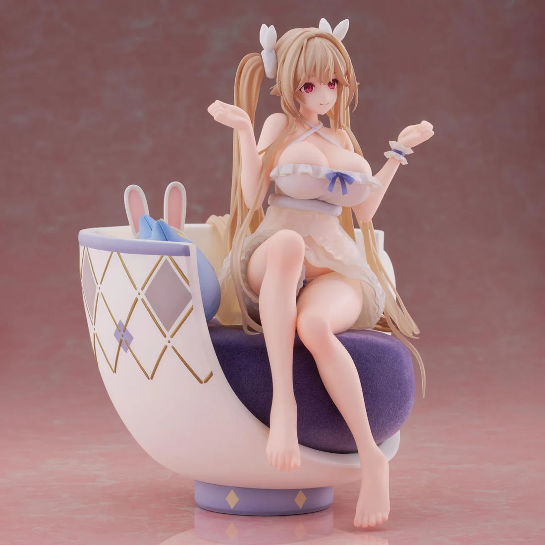 Azur Lane Anchorage: Private Quarters Ver. 1/7 Scale Figure
