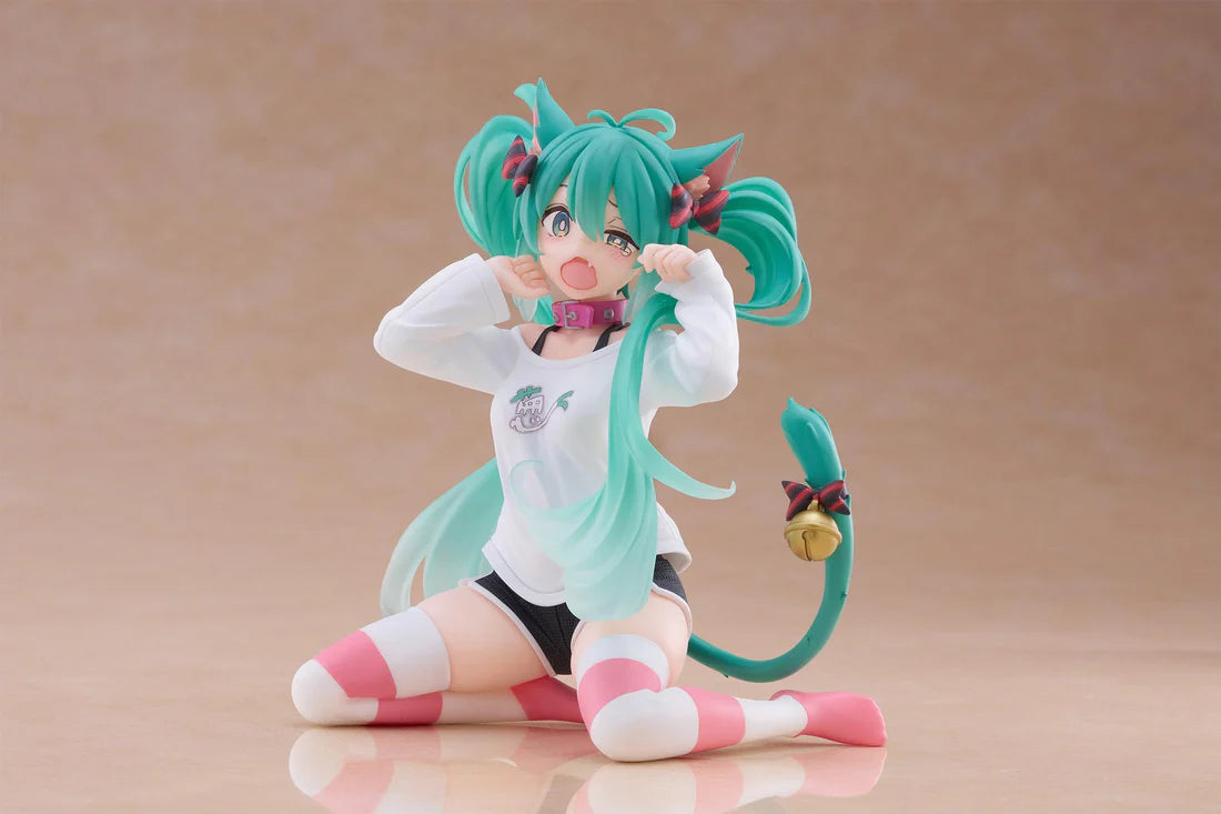 Hatsune Miku: Cat Ear T-Shirt Ver. Desktop Cute Figure