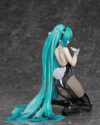 Hatsune Miku: Bunny Ver. Art by SanMuYYB 1/4 Scale Figure (Re-run)