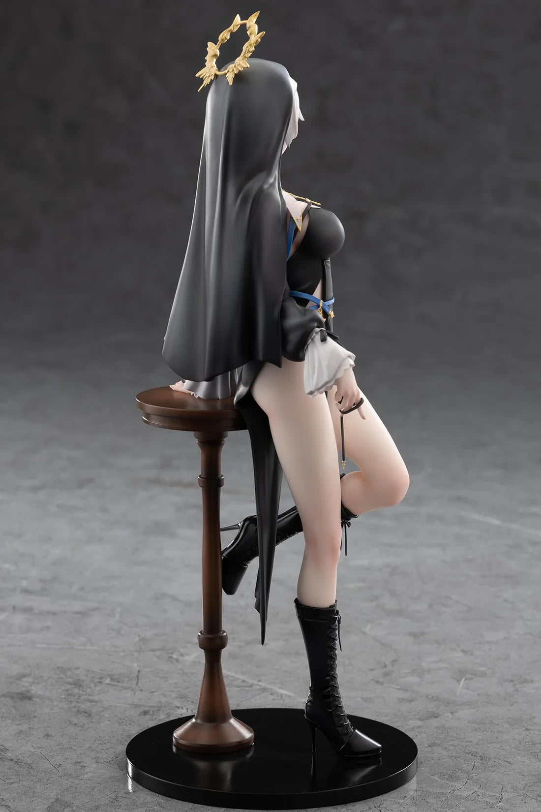 Ohisashiburi Illustration Sister Anastasia Deluxe Edition 1/6 Scale Figure