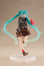 Hatsune Miku Fashion Outdoor Ver. Figure