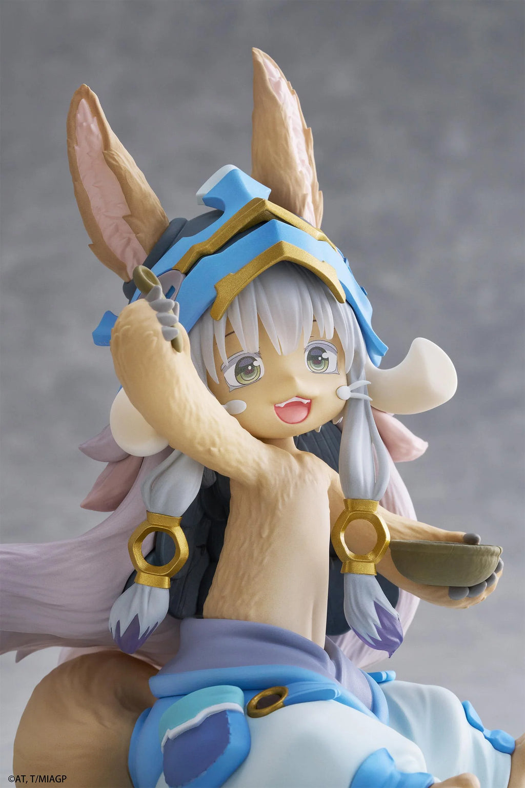 Made in Abyss: The Golden City of the Scorching Sun Nanachi: Mealtime Ver. Desktop Cute Figure