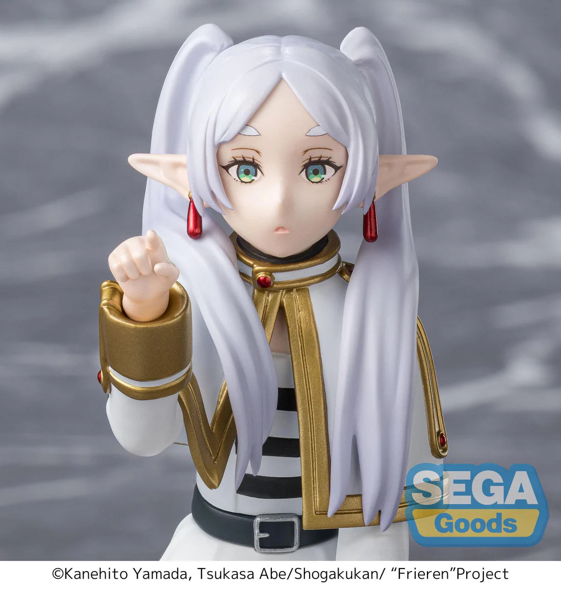 Frieren: Beyond Journey's End Frieren (Poking Something) Premium Perching Figure