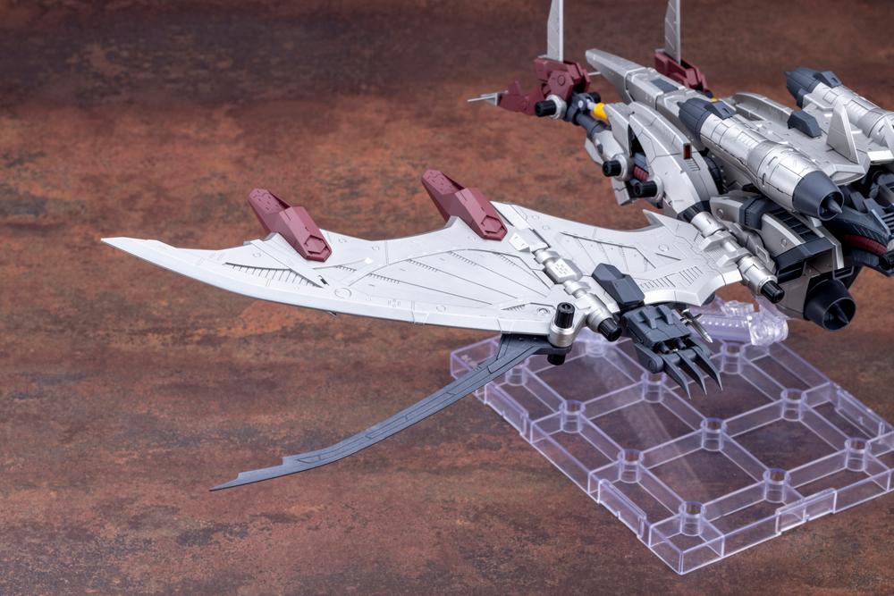 Zoids: Chaotic Century Highend Master Model Storm Sworder Ala Barone Special 2000 Recolor 1/72 Scale Model Kit