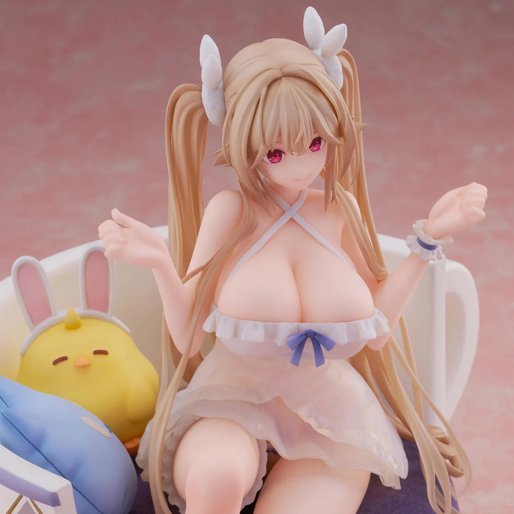 Azur Lane Anchorage: Private Quarters Ver. 1/7 Scale Figure