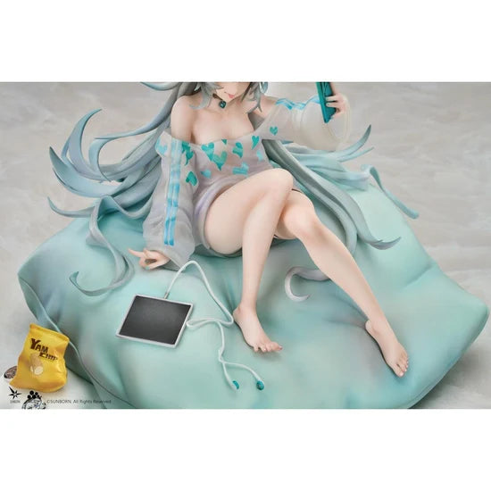 Girls' Frontline 2: Exilium Florence Marvellous Herb Cake Ver. 1/7 Scale Figure