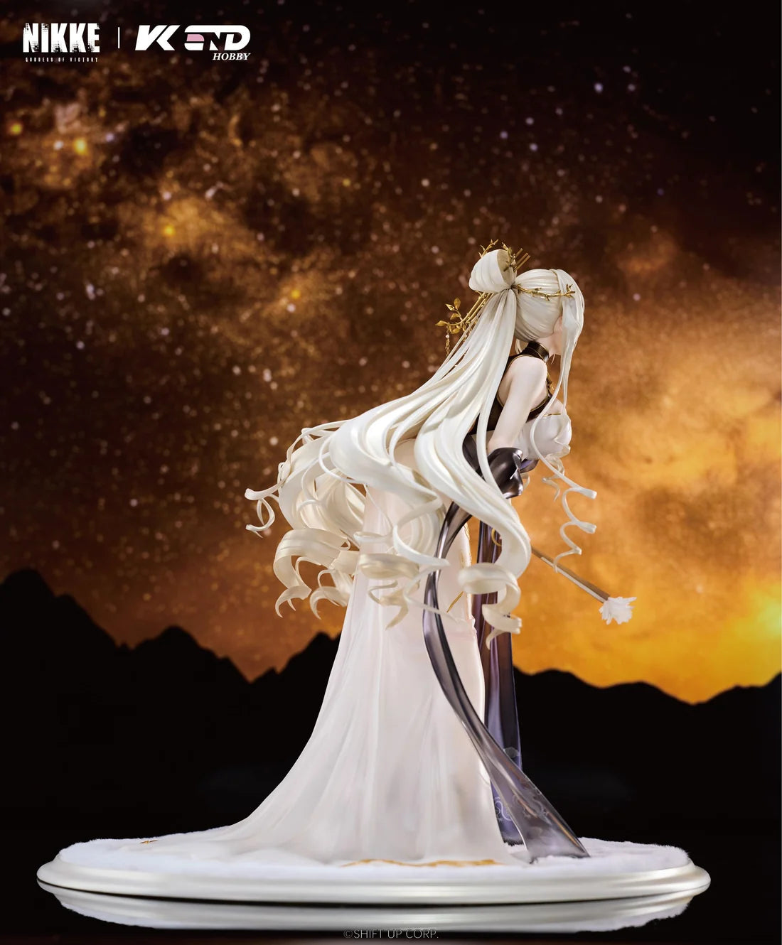 Goddess of Victory: Nikke Crown: Glorious Flower Ver. 1/4 Scale Figure