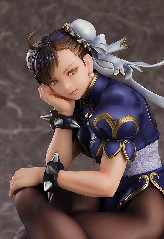 Street Fighter Chun-Li 1/6 Scale Figure (Re-run)