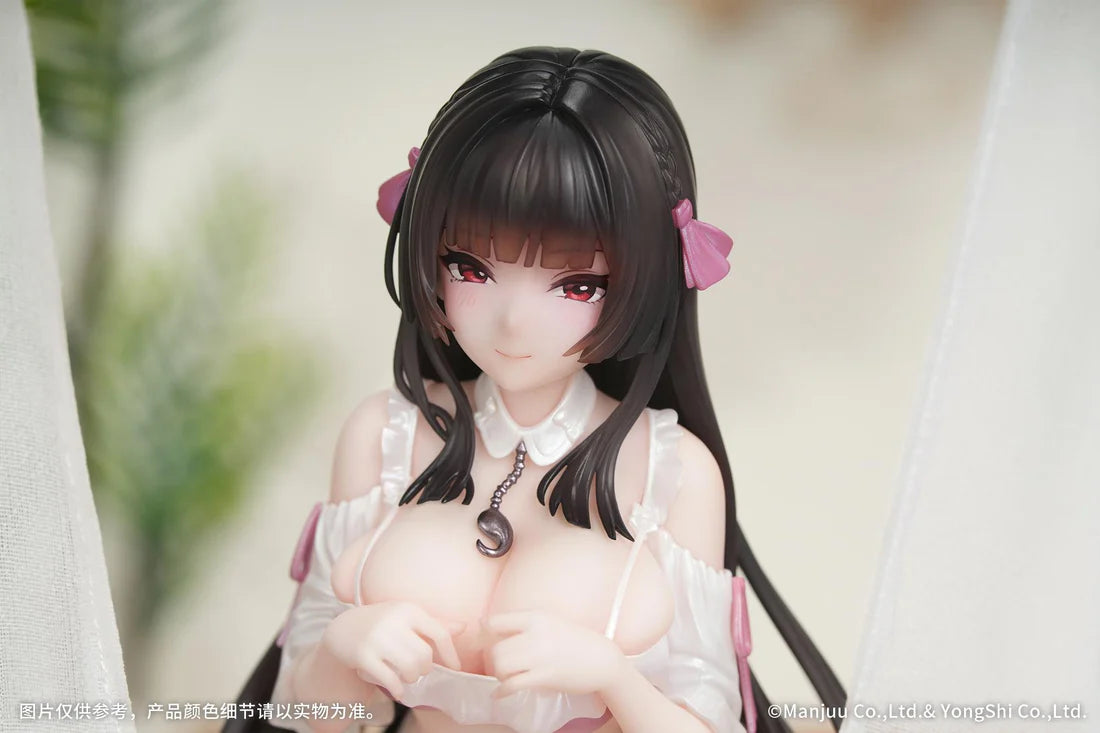 Gift+ Azur Lane Trinidad: Trapper in the Changing Room Ver. 1/8 Scale Figure