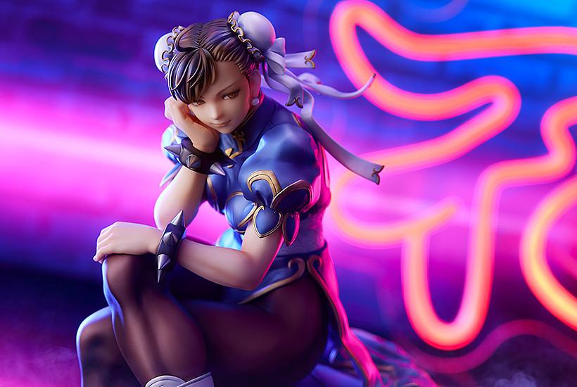 Street Fighter Chun-Li 1/6 Scale Figure (Re-run)