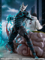 Kaiju No. 8 Kafka Hibino & Kaiju No. 8 1/7 Scale Shibuya Scramble Figure
