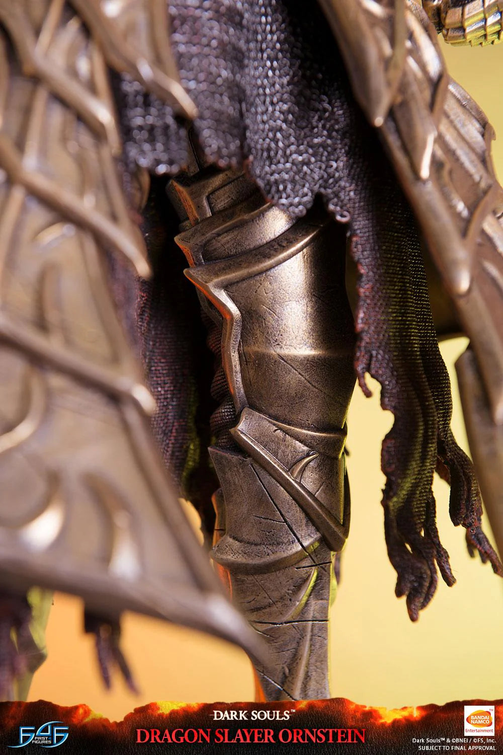 Dark Souls Dragon Slayer Ornstein Resin Statue (Exclusive)