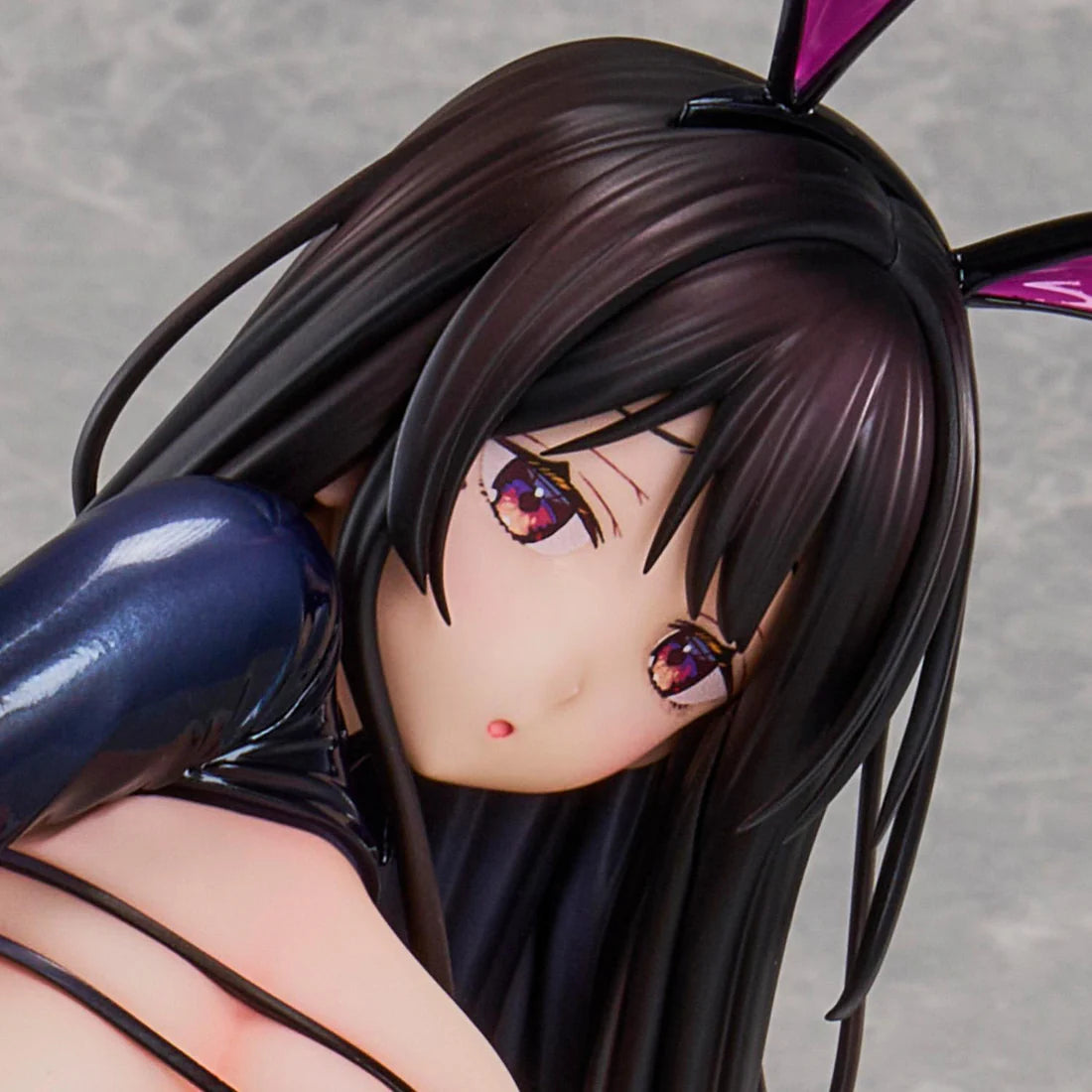 Hirari Illustration Reverse Bunny Figure