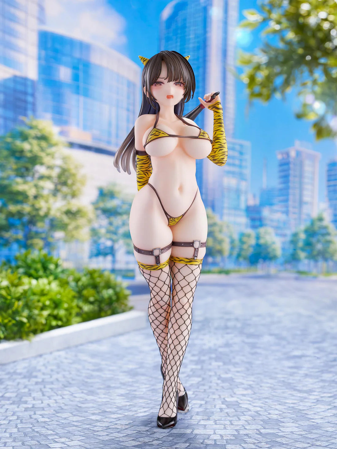 Daiki Kase Illustration Tomodachi ni Oni no Cosplay wo Saserareru Ane 1/6 Scale Figure