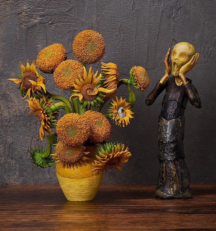 The Table Museum Sunflowers by Van Gogh Figma