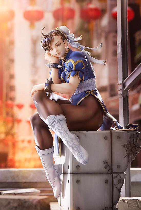 Street Fighter Chun-Li 1/6 Scale Figure (Re-run)