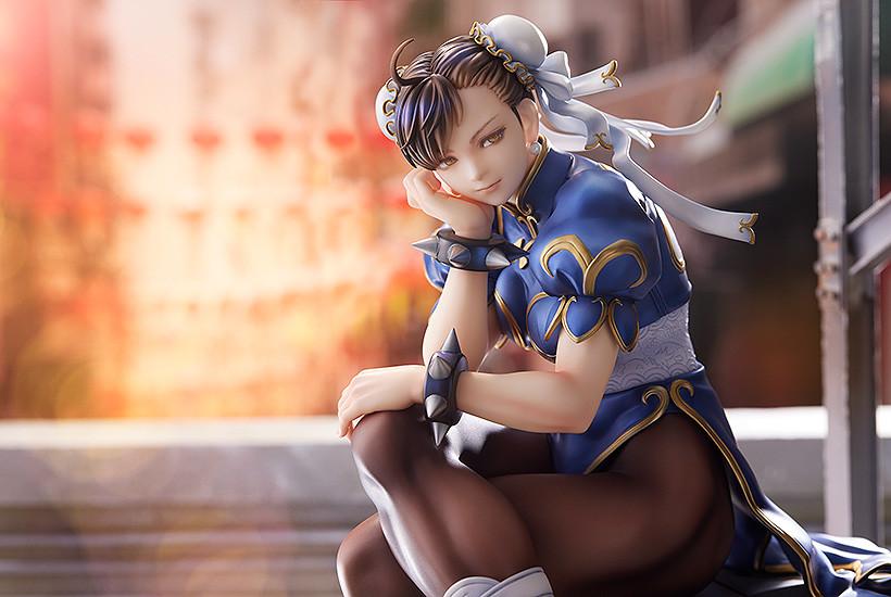 Street Fighter Chun-Li 1/6 Scale Figure (Re-run)
