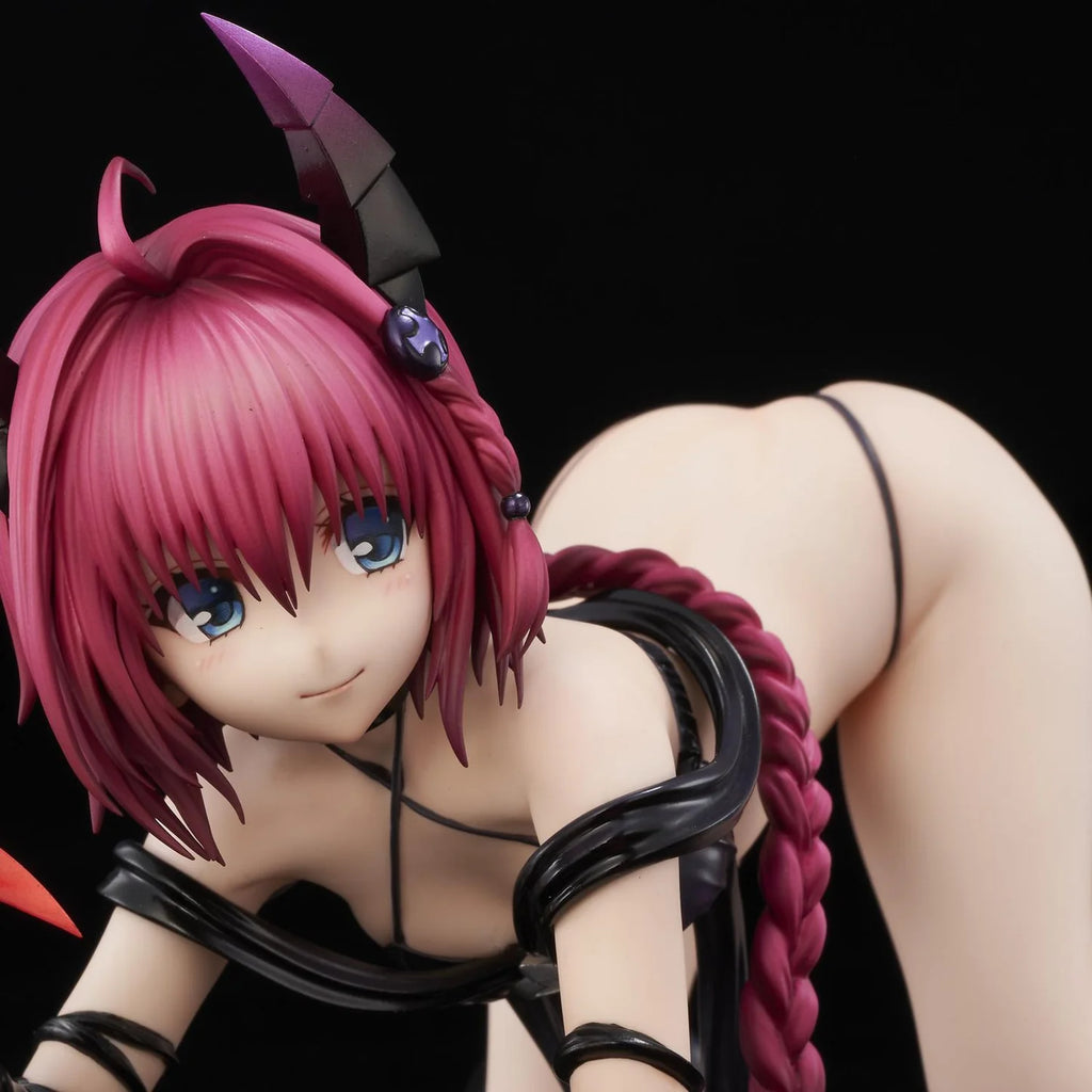 To Love-Ru Darkness Mea Kurosaki: Darkness Ver. Renewal Package Edition 1/6 Scale Figure
