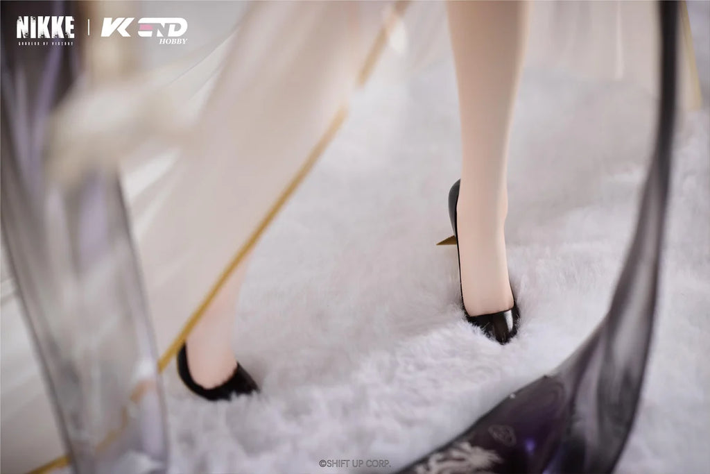 Goddess of Victory: Nikke Crown: Glorious Flower Ver. 1/4 Scale Figure