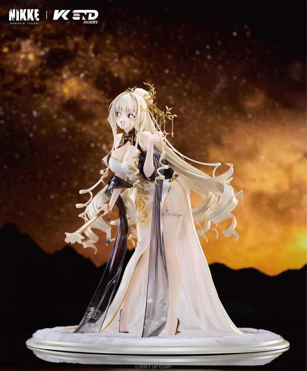 Goddess of Victory: Nikke Crown: Glorious Flower Ver. 1/4 Scale Figure