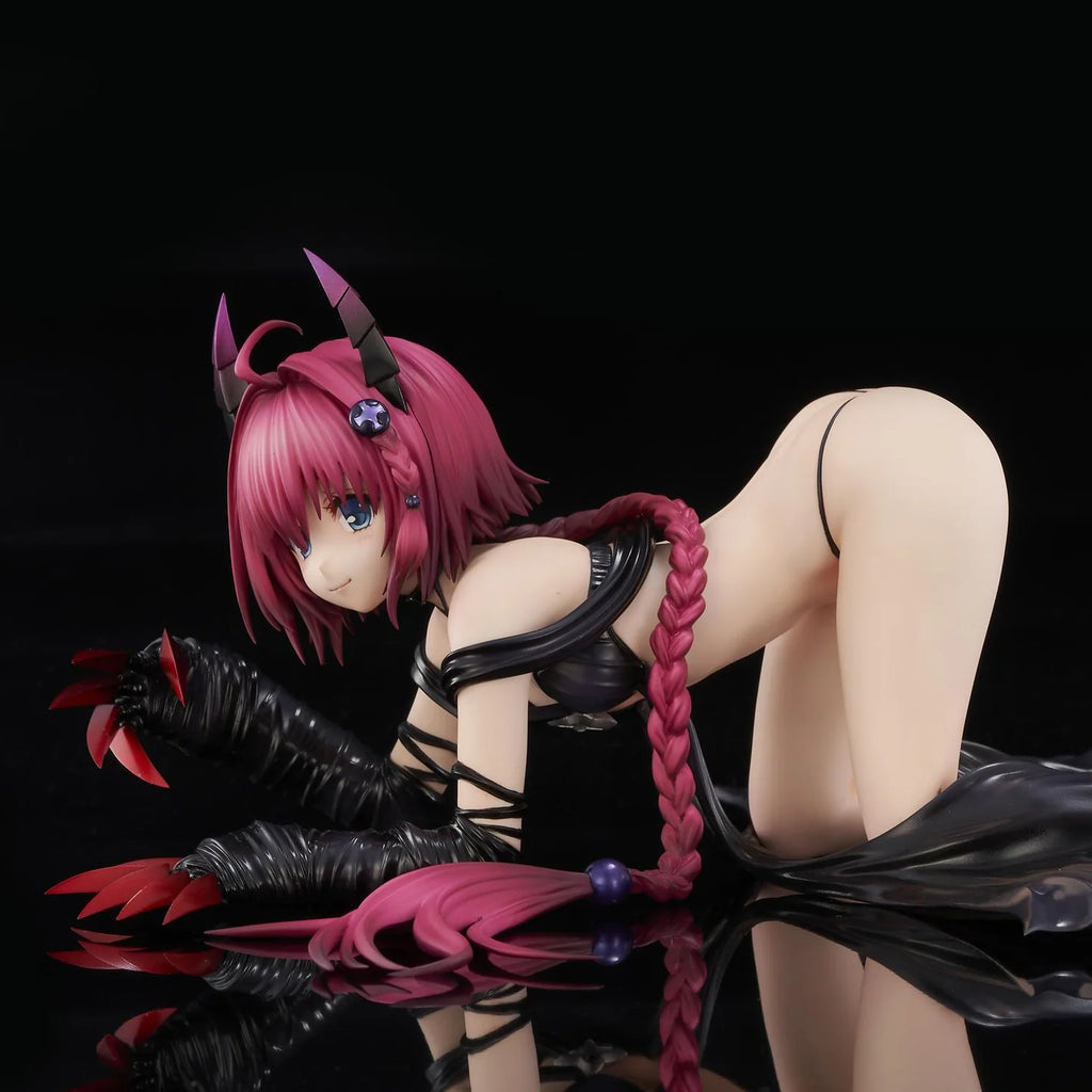 To Love-Ru Darkness Mea Kurosaki: Darkness Ver. Renewal Package Edition 1/6 Scale Figure