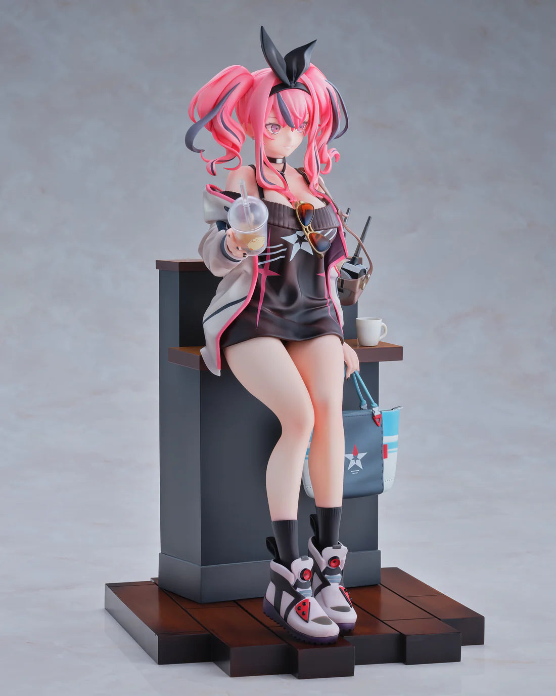 Azur Lane Bremerton: Day-Off Date Ver. 1/6 Scale Figure