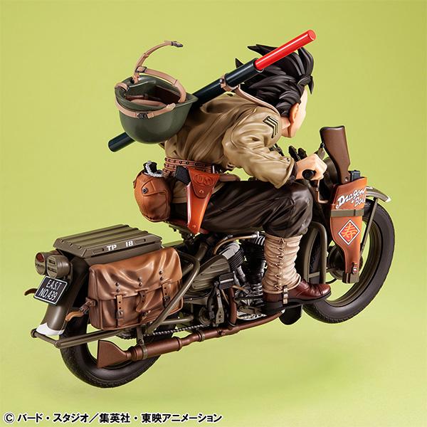 Dragon Ball Z Desktop Real McCoy EX Goku on Motorbike