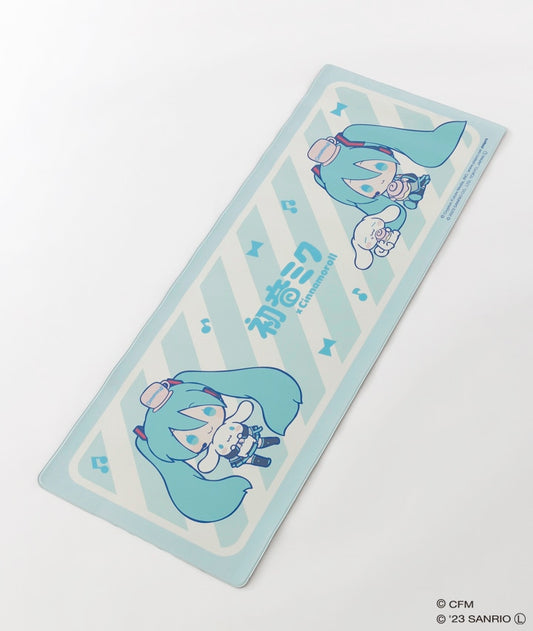 Hatsune Miku x Cinnamoroll PVC Striped Kitchen Mat