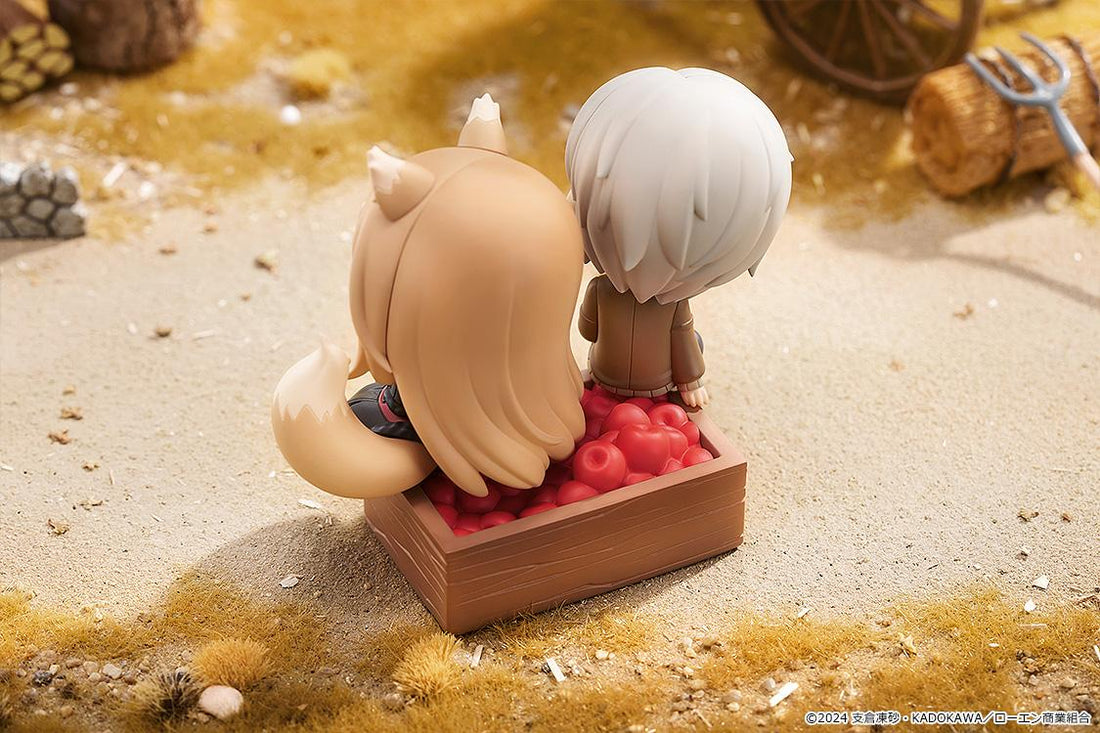 Spice and Wolf: Merchant Meets the Wise Wolf - Mini Memory Lawrence & Holo Figures